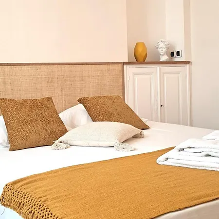 L'angely - D'hotes 3* Νιόρ