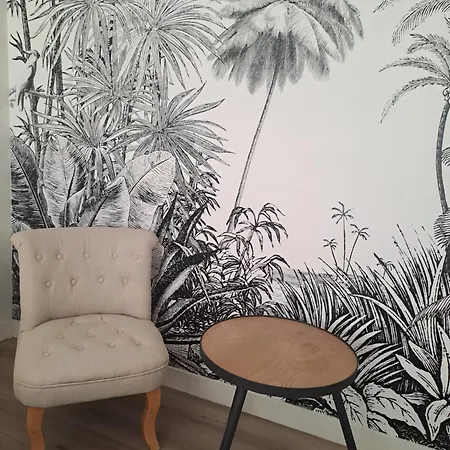 L'angely - D'hotes Bed & Breakfast 3*