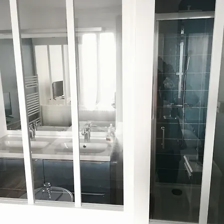 L'angely - D'hotes Bed & Breakfast 3*