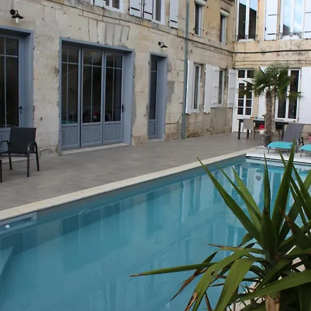 L'angely - D'hotes Bed & Breakfast 3*