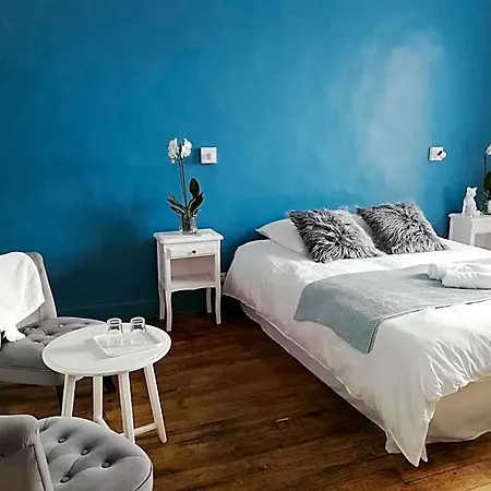 L'angely - D'hotes Bed & Breakfast 3*