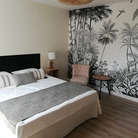 Couette-café L'angély Niort